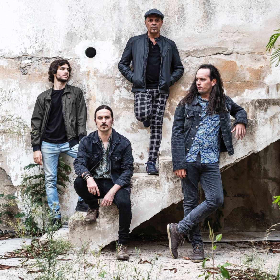 JOVEN DOLORES presenta nuevo single