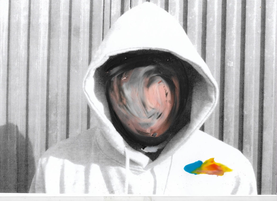 E” CON SU SINGLE “CASA"