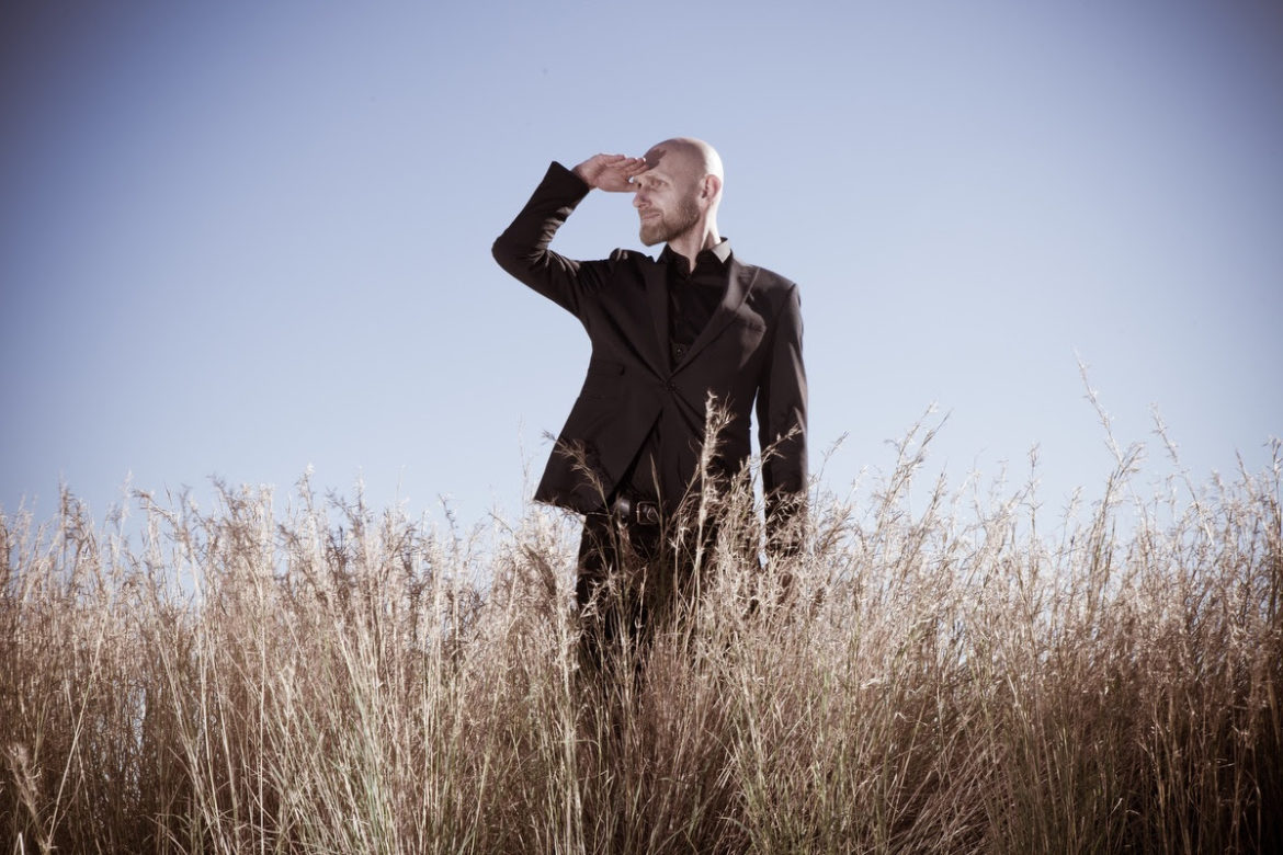 A PERMANENT SHADOW PRESENTA “THIS ENERGY"